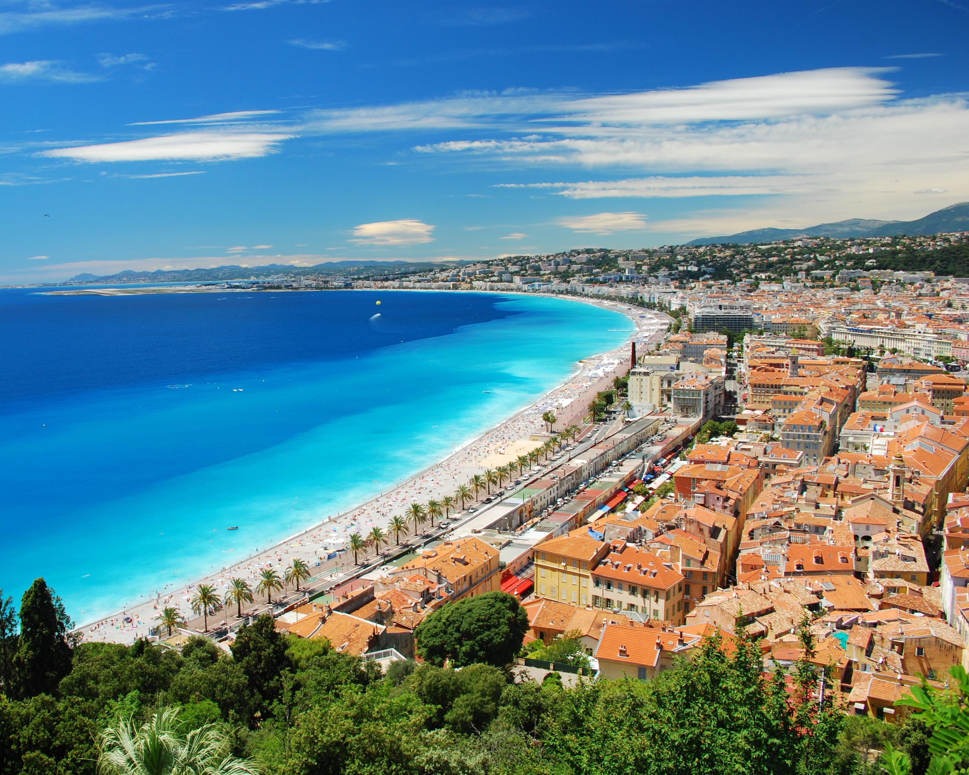 Panoramic view of Nice and the Mediterranean coastline